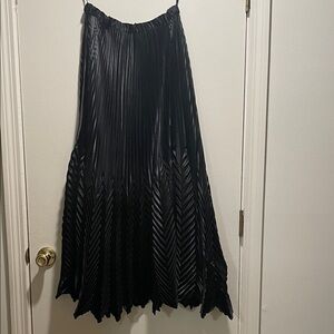 Cachet Black Chevron Pleated Maxi Evening Formal Skirt